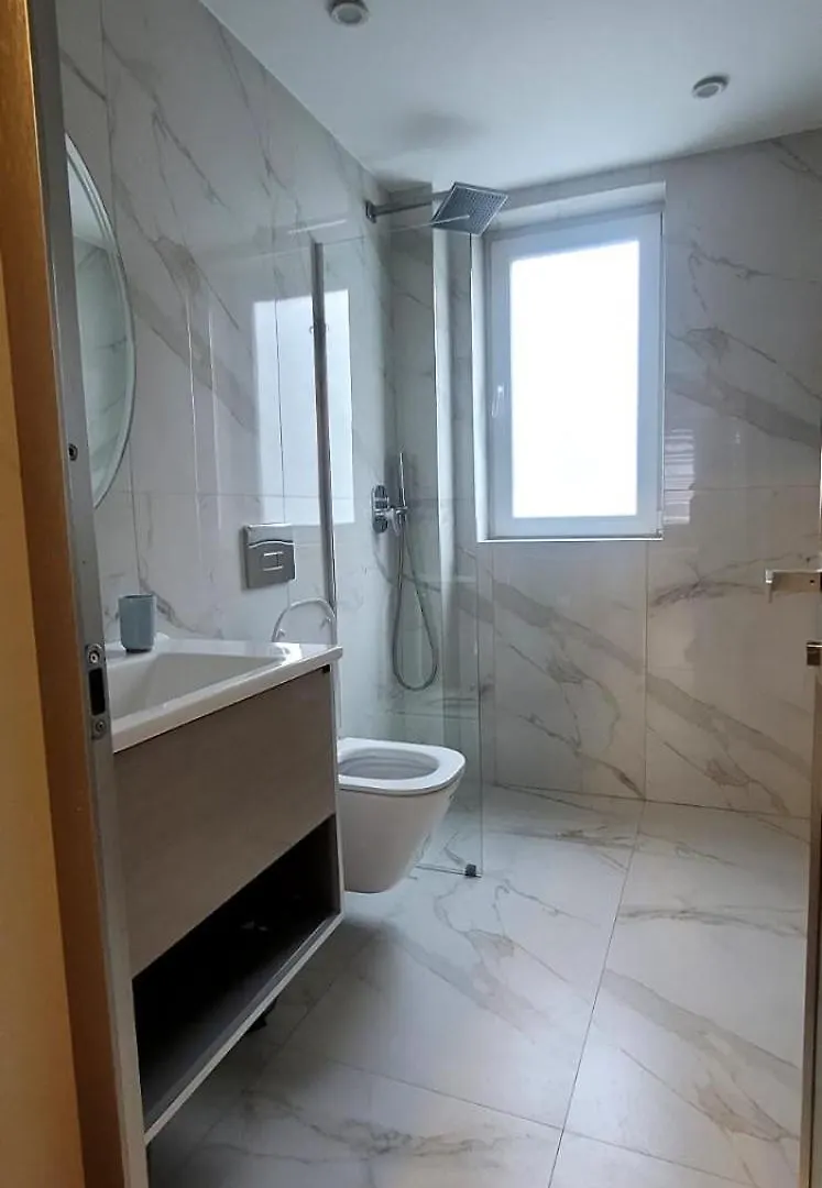 Family Apartament 21 Tirana