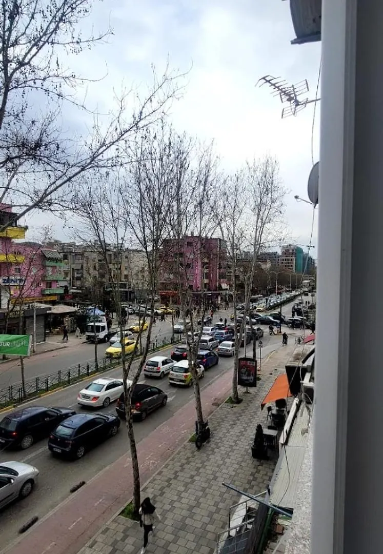 Family Apartament 21 Tirana Apartment